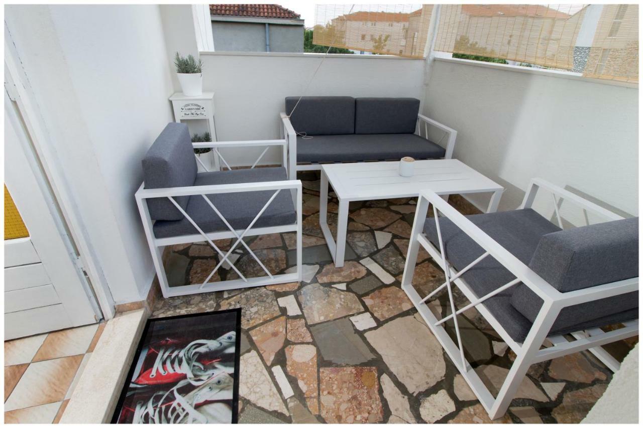 Large Apartment Between Split And Trogir Kaštela 外观 照片