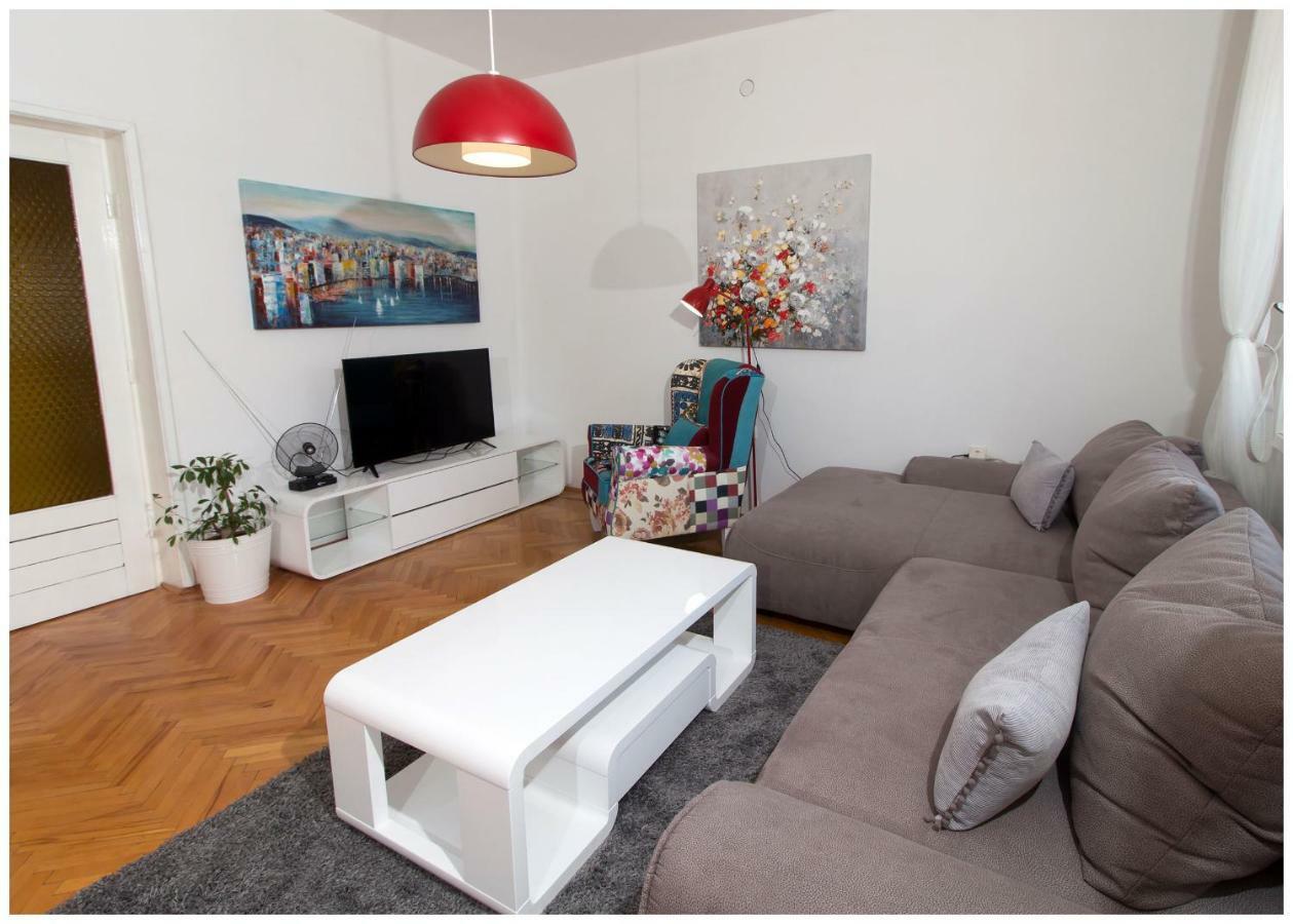 Large Apartment Between Split And Trogir Kaštela 外观 照片